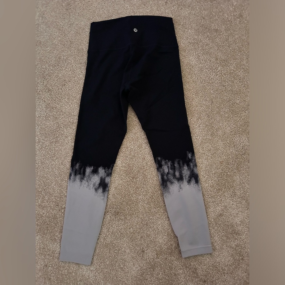 Lululemon wunder under leggings size6